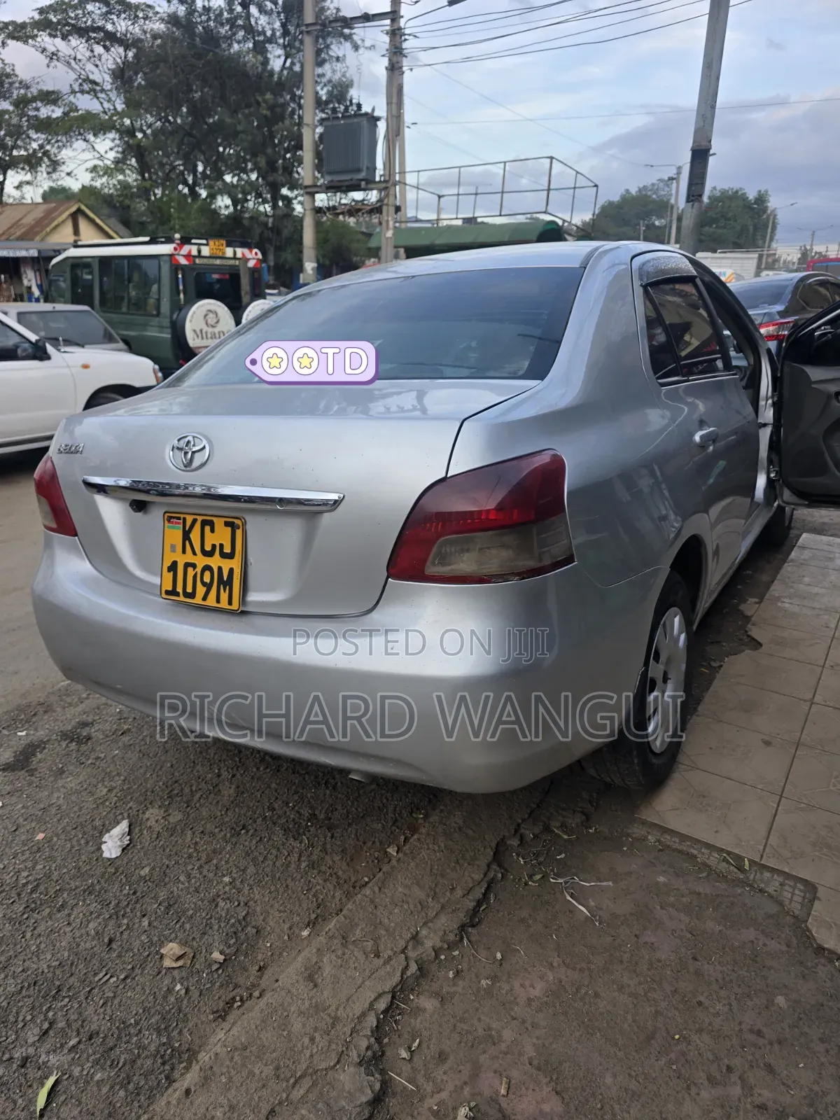 Toyota Belta 2009 Silver