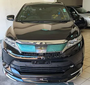 Toyota Harrier 2019