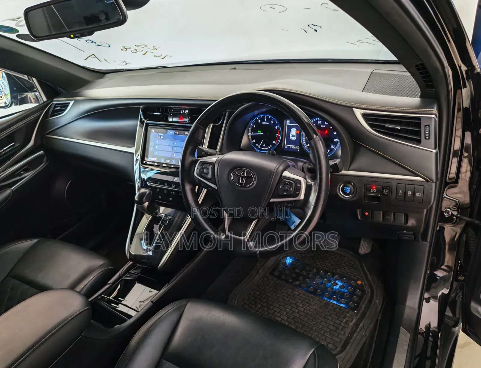 Toyota Harrier 2019