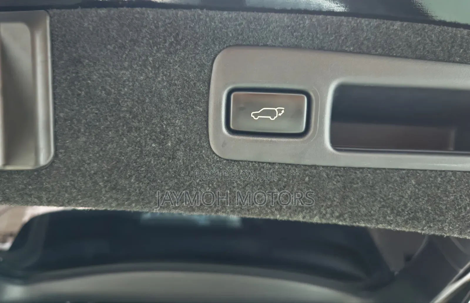Toyota Harrier 2019