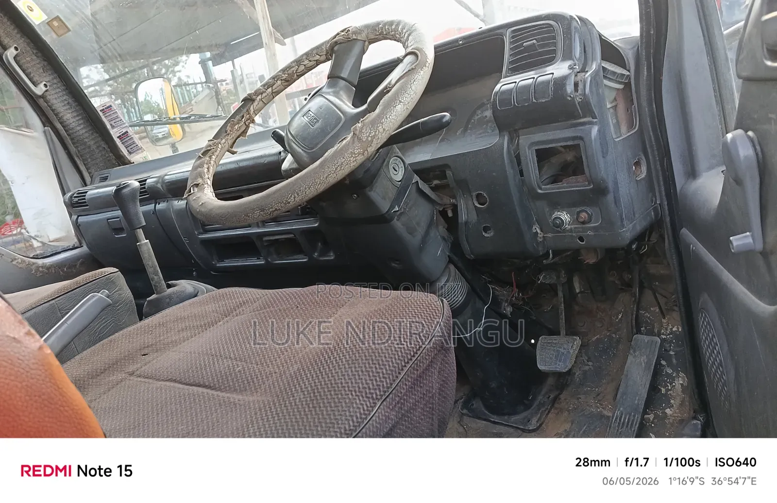 Isuzu NQR 2014 White