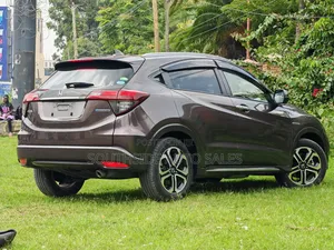 Honda Vezel 1.5 2WD 172 hp 2019 Brown
