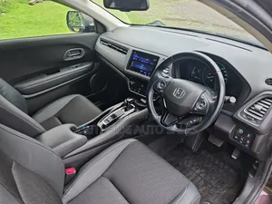 Honda Vezel 1.5 2WD 172 hp 2019 Brown