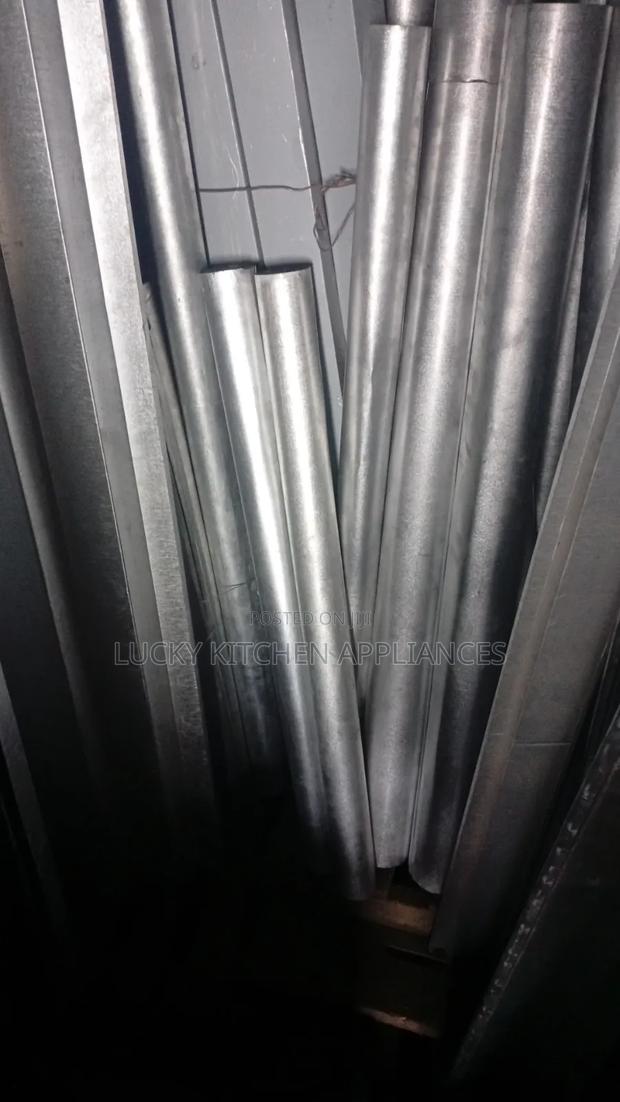 Heavy Duty Roof Drainage Gatters and Pipes.