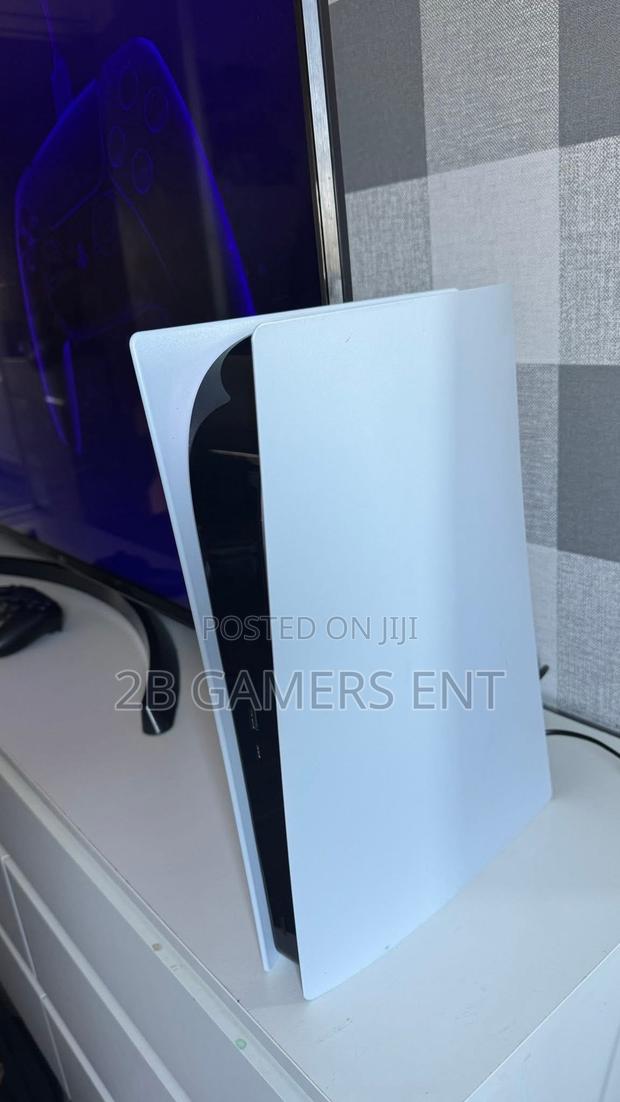 Digital Play Station 5, Standard Version - thumbnail 3
