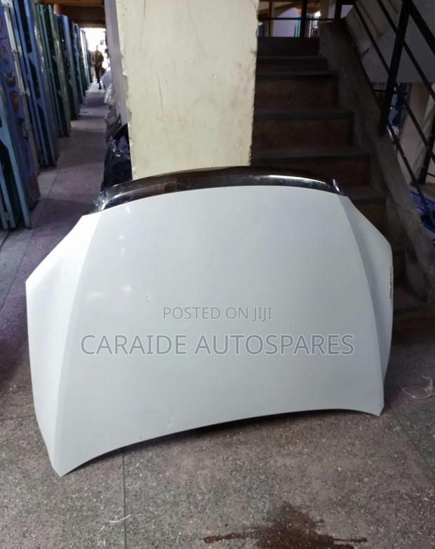 Harrier 2018 Bonnet - main view