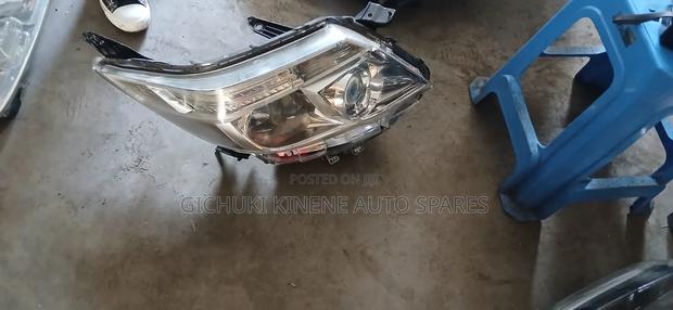 Headlight E Squire - main view