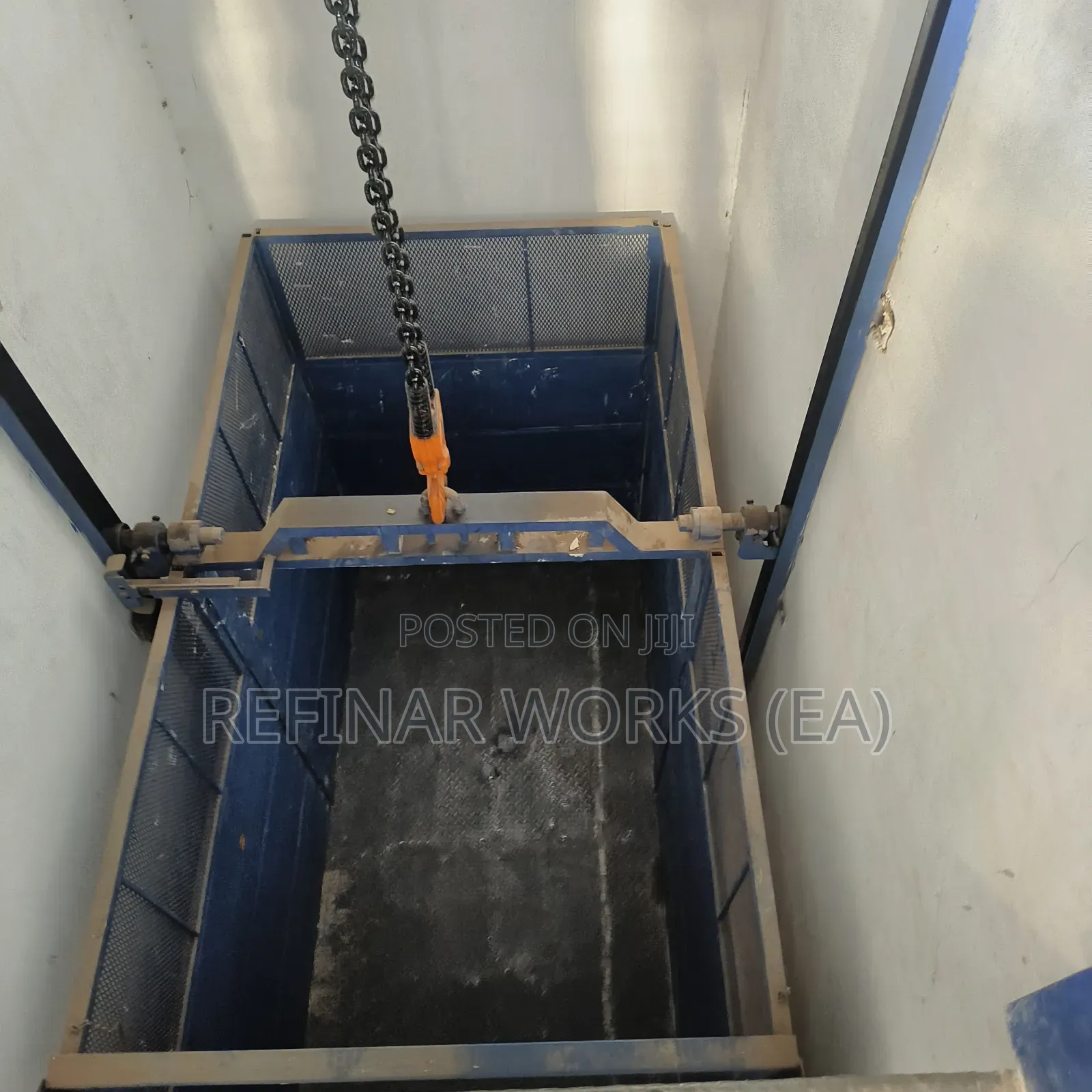 Professional Installation of Industrial Goods Lifts Hoists 