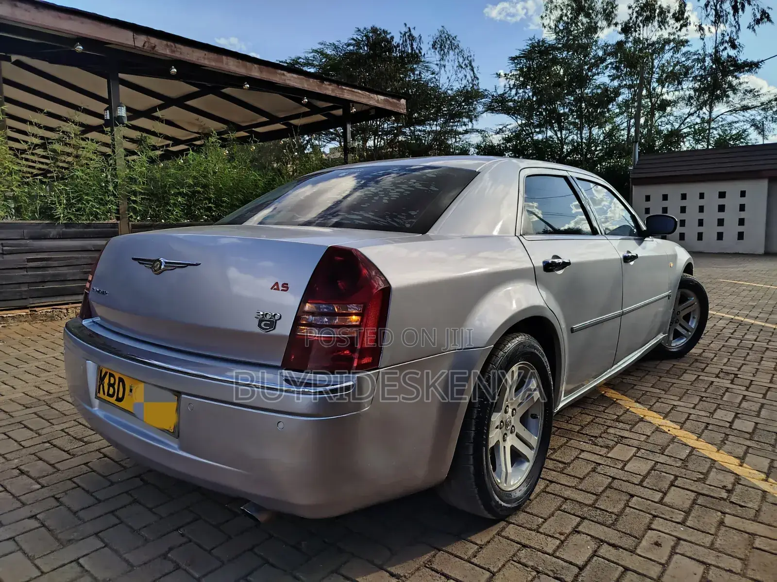 Chrysler 300C Base RWD 2007 Silver