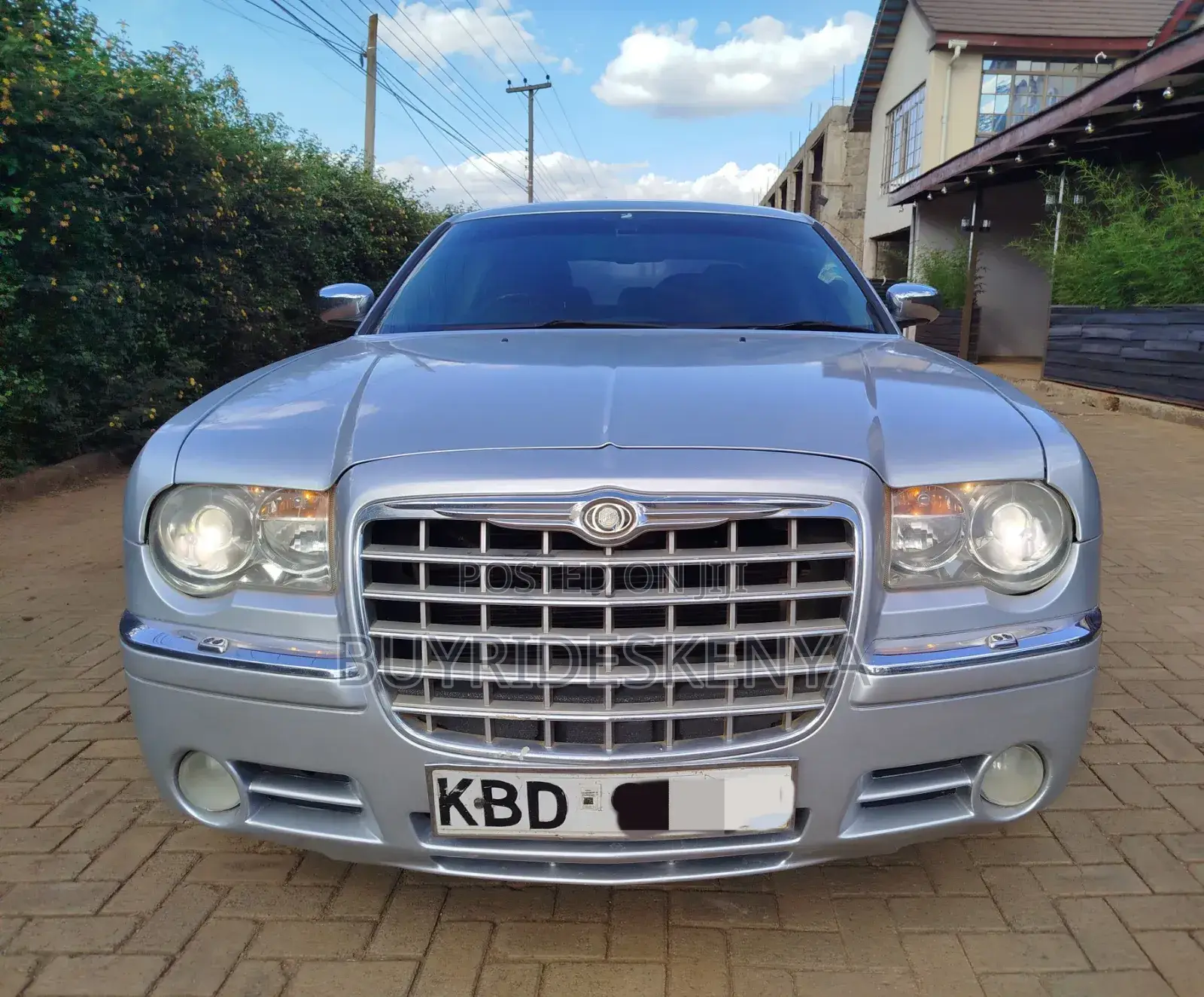 Chrysler 300C Base RWD 2007 Silver