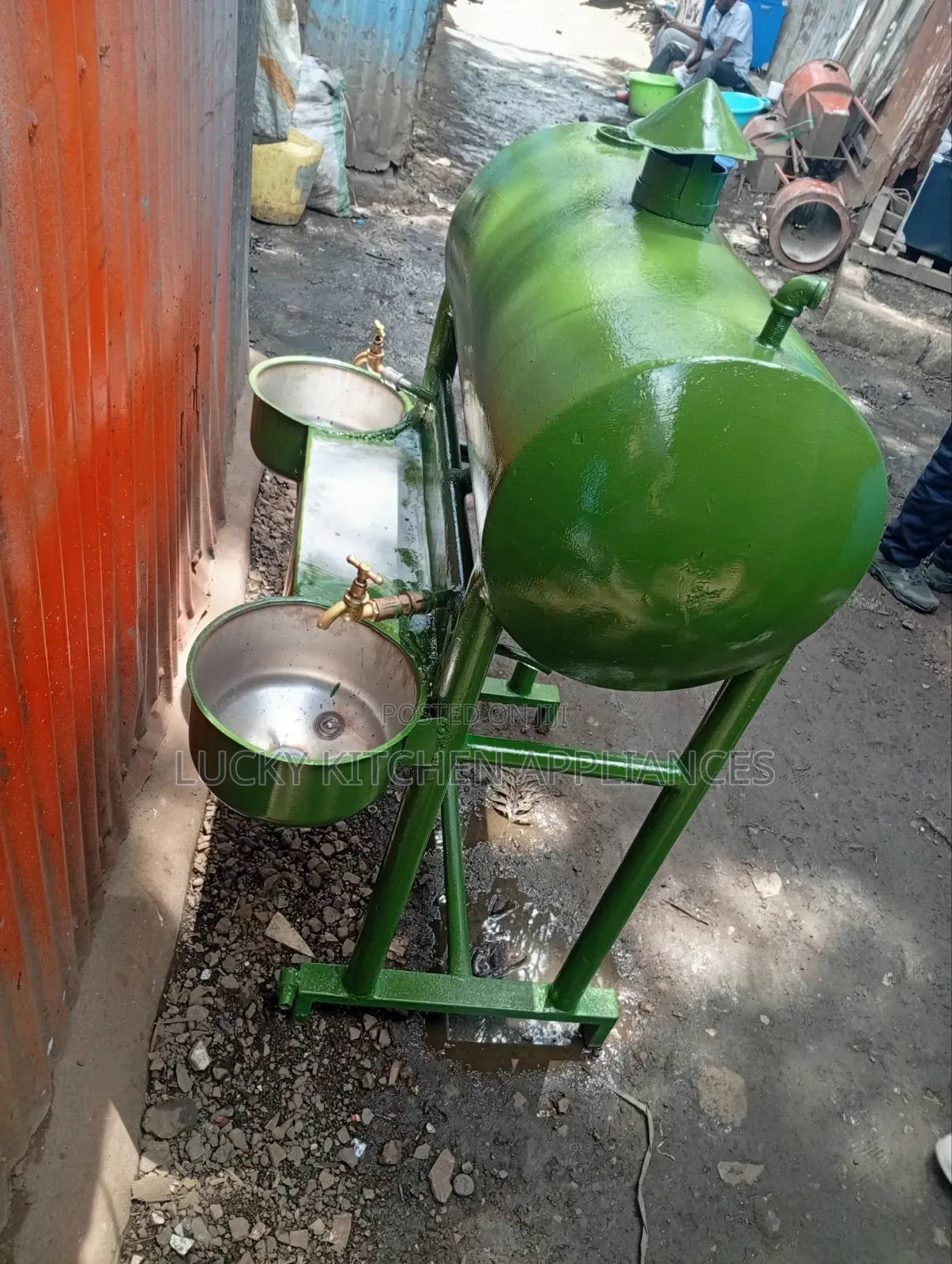Hand Washing Machine .