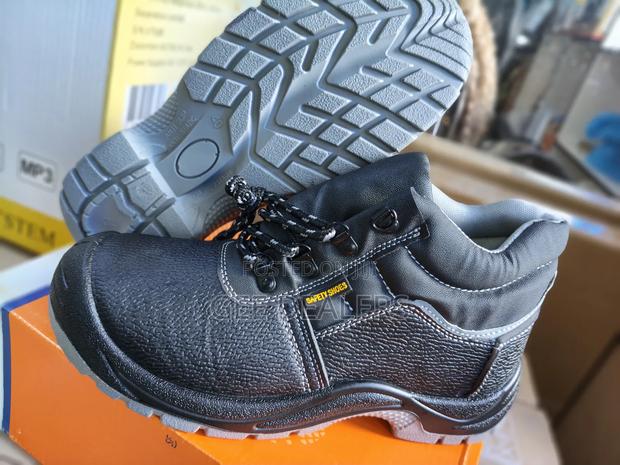 Safe Boots, Safety Boots Size 38-45