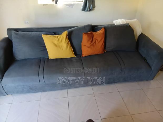 4 Seater Sofa - thumbnail 3