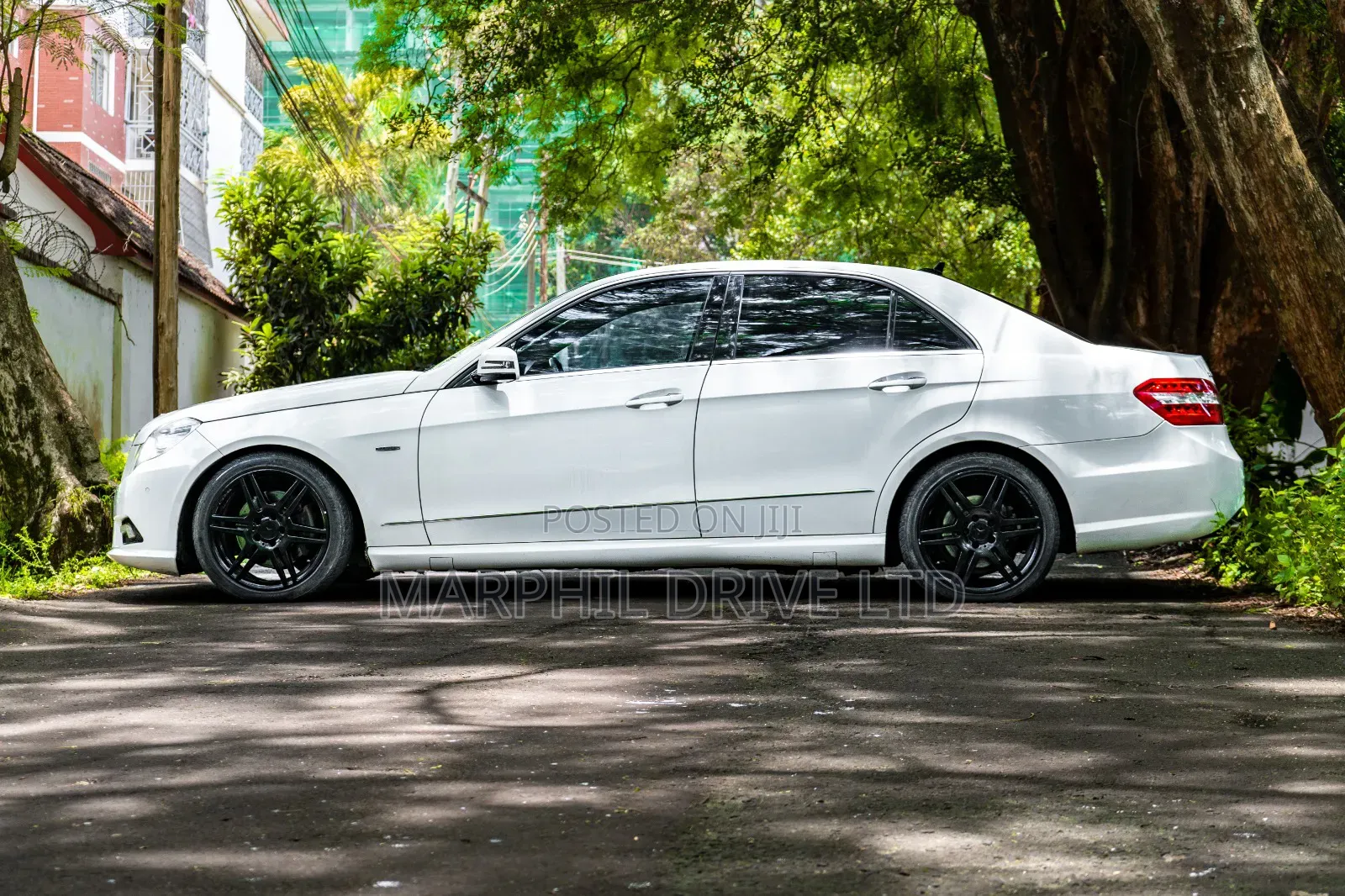 Mercedes-Benz E250 2010 White