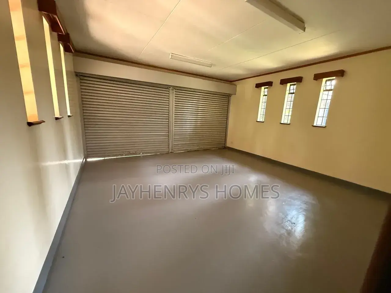 6bdrm House in Nyari for sale