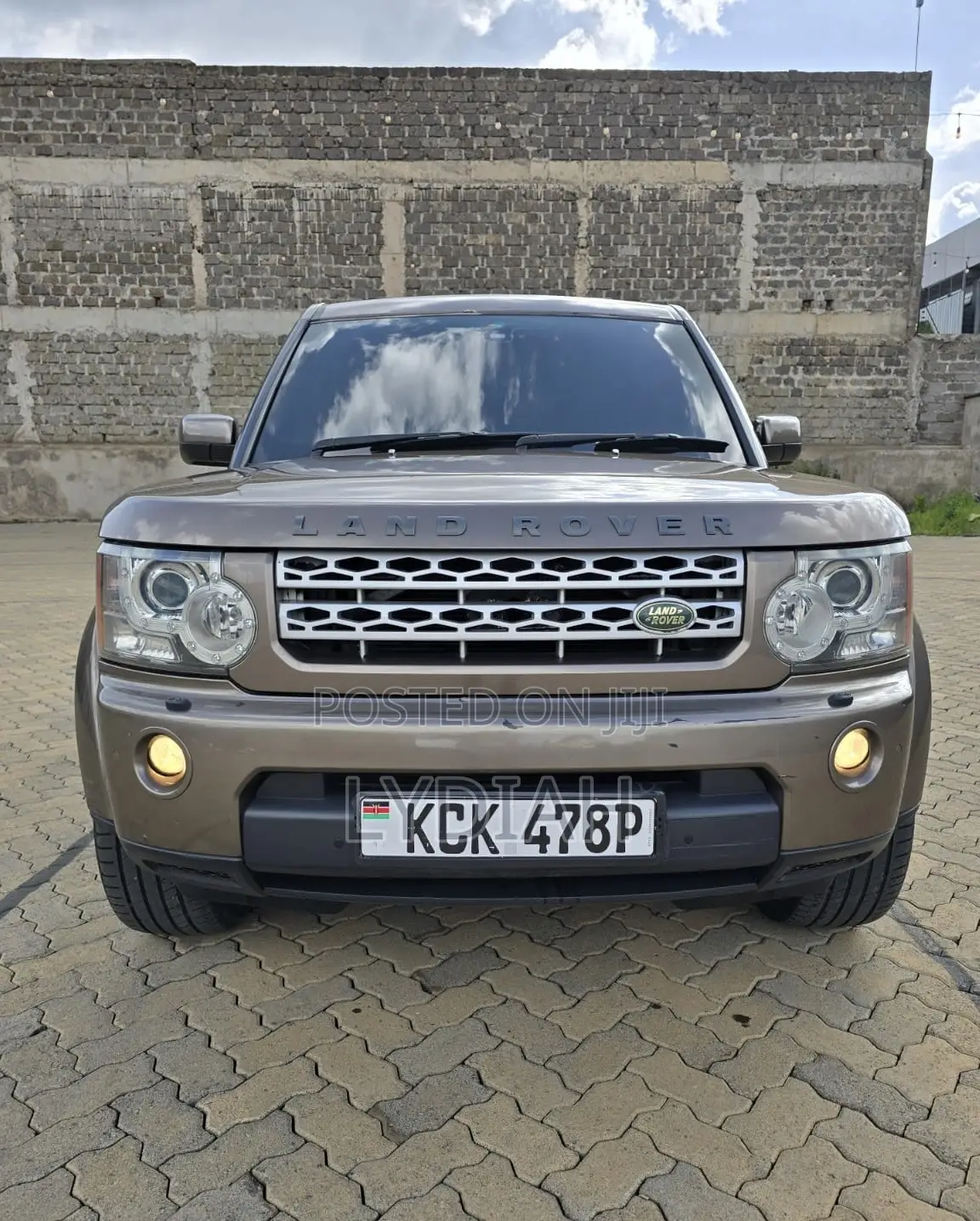 Land Rover Discovery 2010 Brown