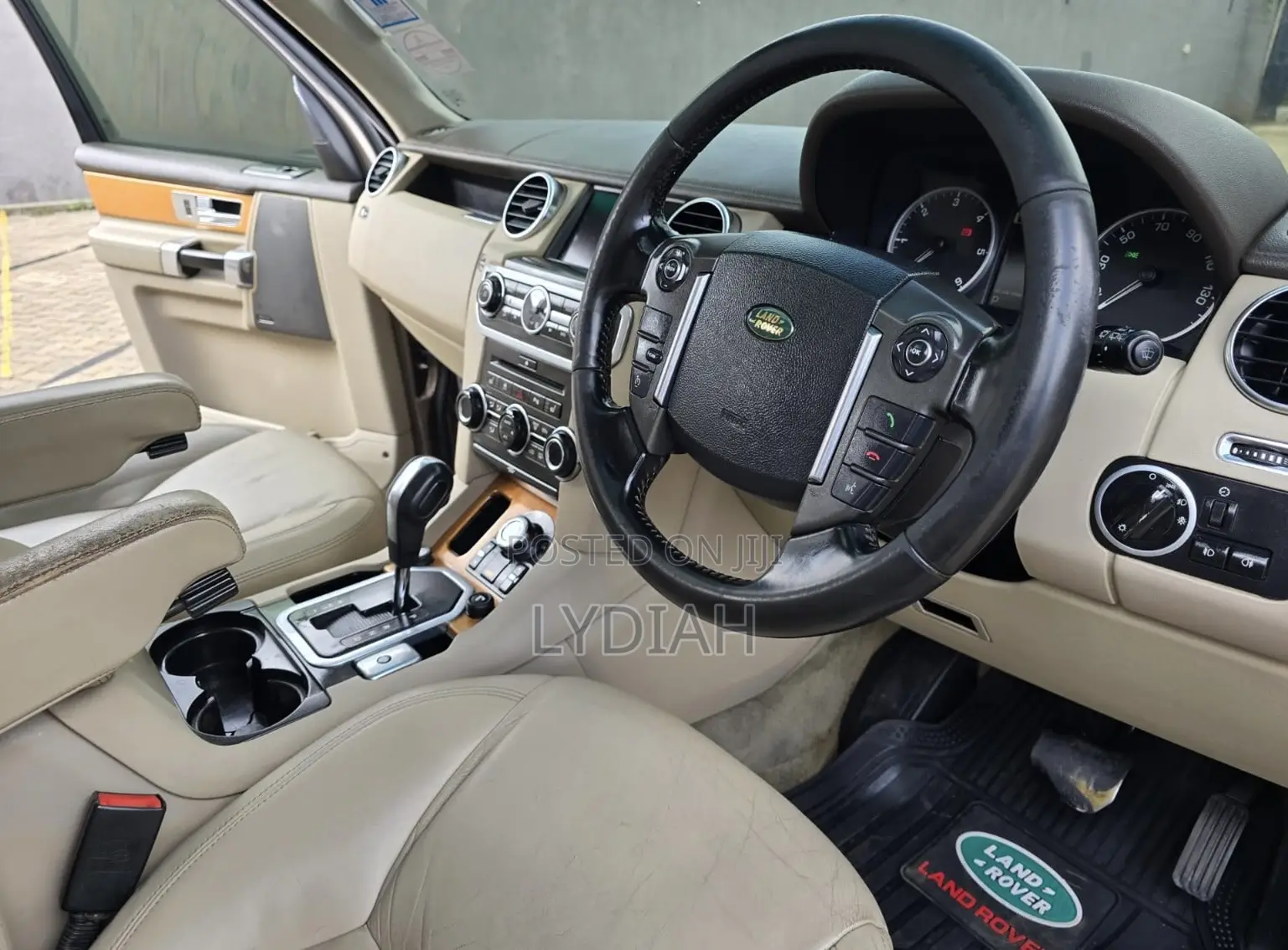 Land Rover Discovery 2010 Brown