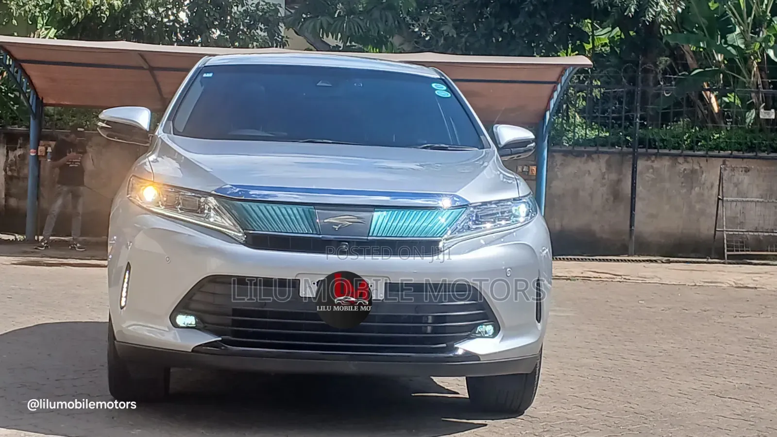 Toyota Harrier 2019 Silver