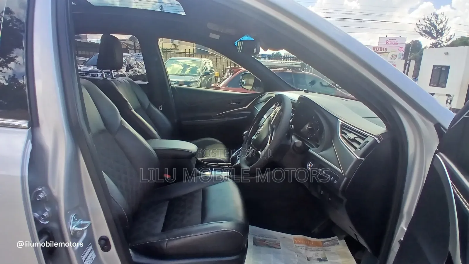 Toyota Harrier 2019 Silver