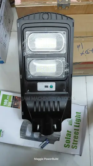 Jsot 100w Solar Street Light a Built-in Solar Panel 1500 Brightness.