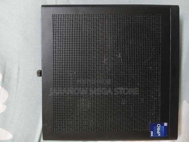 Desktop Computer HP EliteDesk 800 G4 16GB Intel SSD 256GB - thumbnail 3