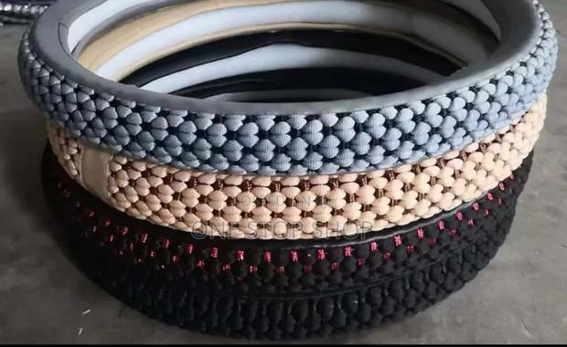 Universal Fit Threaded Comfort Steering Covers Knitted Color Design