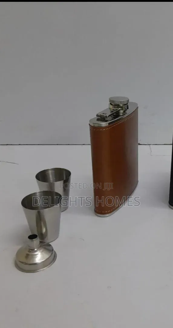 Hip Whisky Bottle_alp