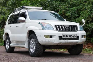 Toyota Land Cruiser Prado 2009 White