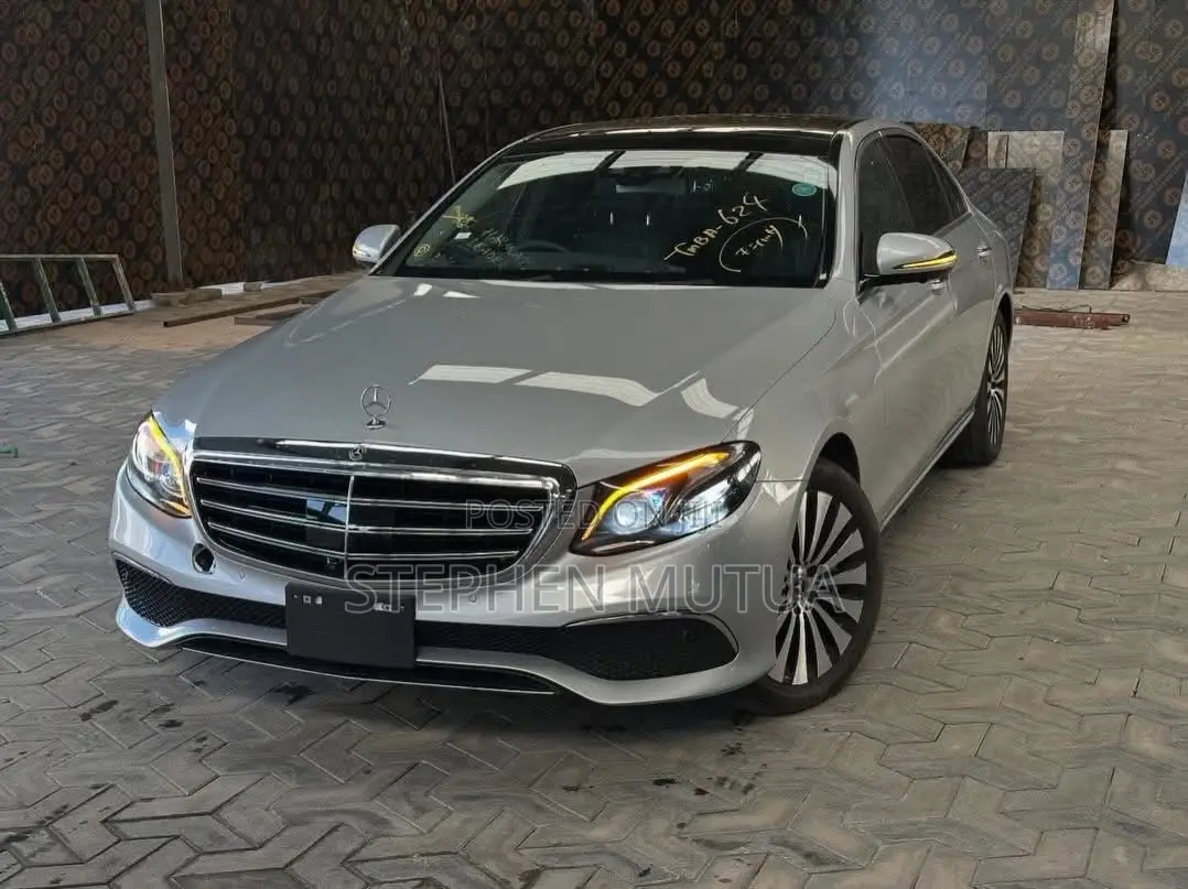 Mercedes-Benz E400 2018 Silver