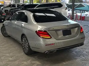 Mercedes-Benz E400 2018 Silver