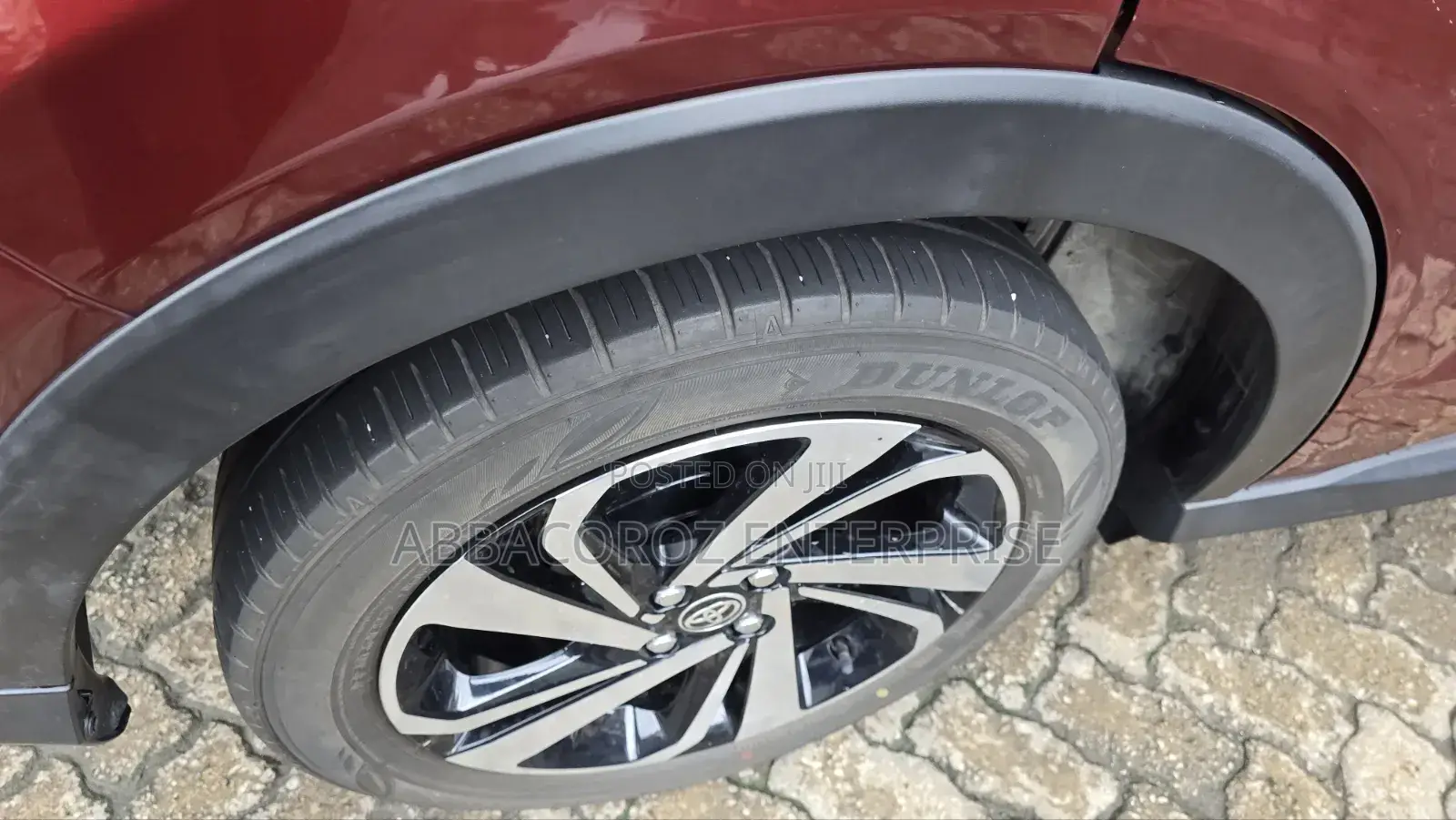 Toyota Raize 1.0 AWD 2021 Burgundy