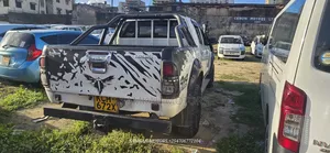 Toyota Hilux 2012 White
