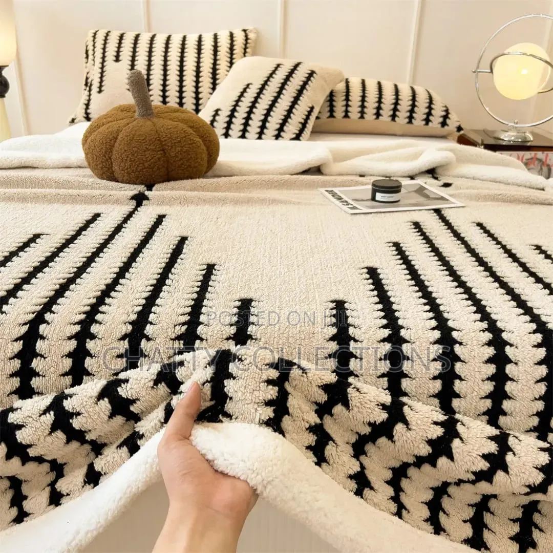 Big Size Beige New Design Fleece Blankets/Throw Blankets