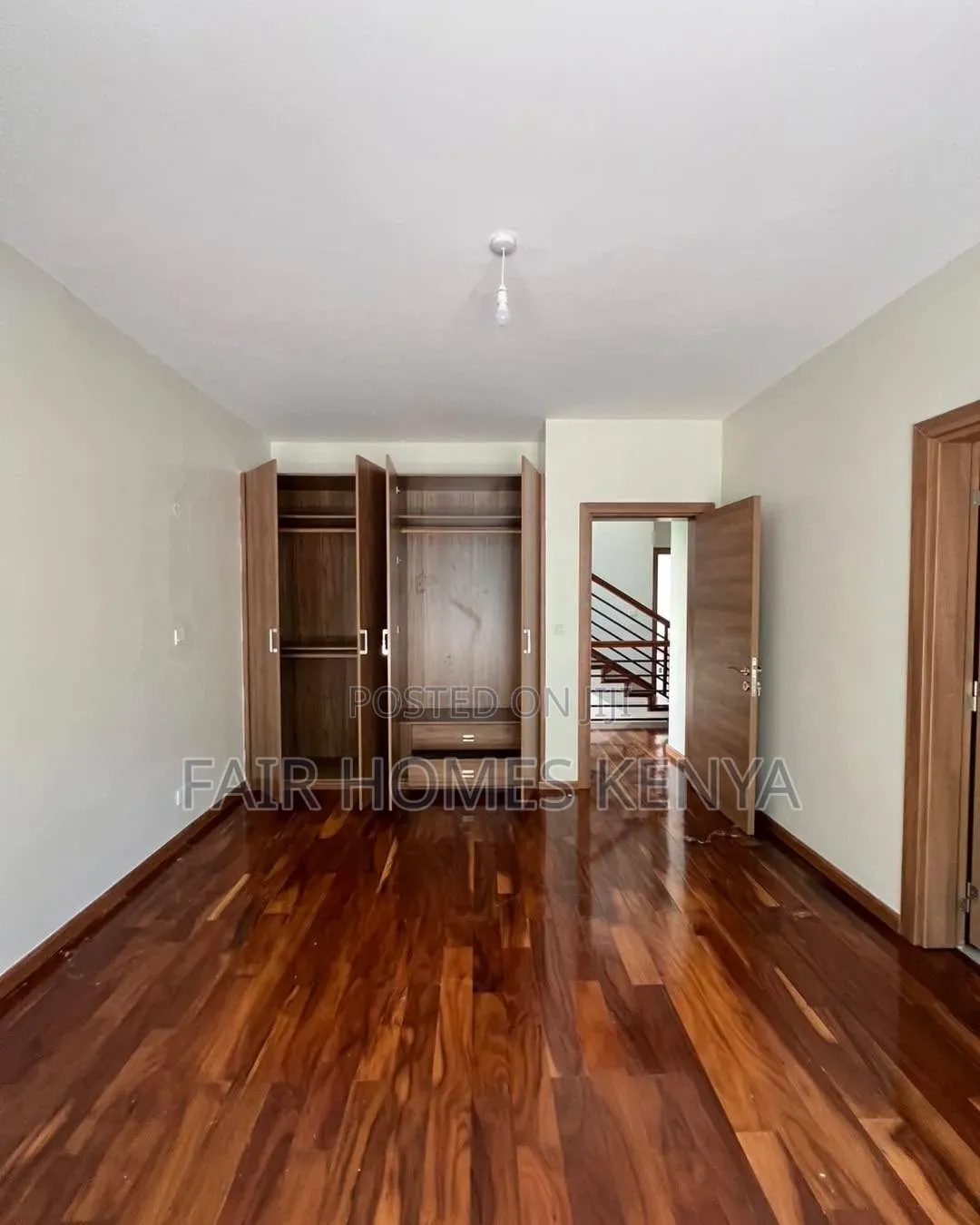 5bdrm Townhouse / Terrace in Chalbi Drive, Muthangari for rent