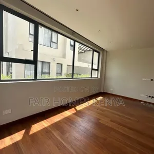 5bdrm Townhouse / Terrace in Manyani East, Muthangari for rent