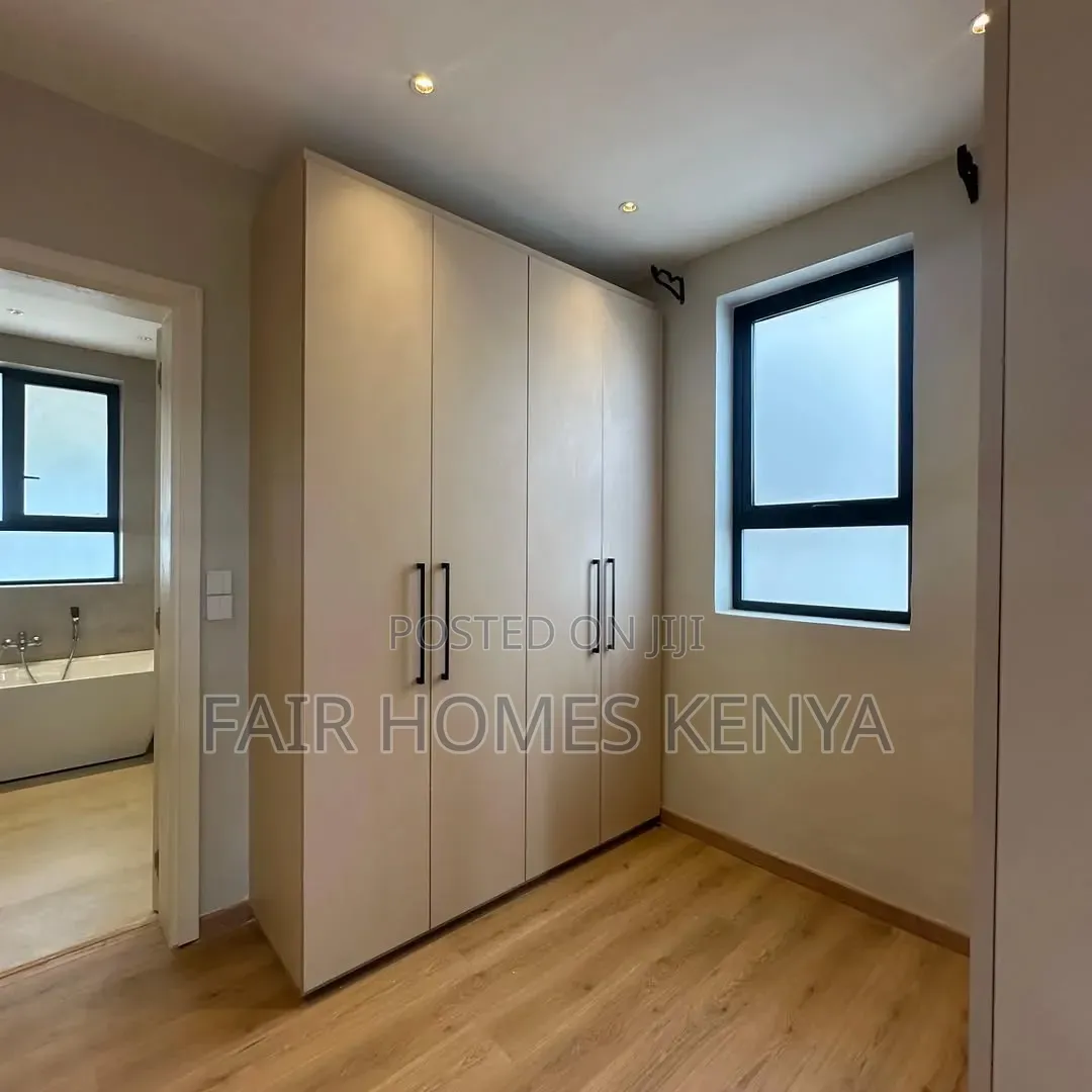 5bdrm Townhouse / Terrace in Manyani East, Muthangari for rent