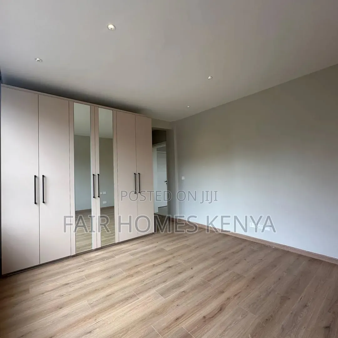 5bdrm Townhouse / Terrace in Manyani East, Muthangari for rent