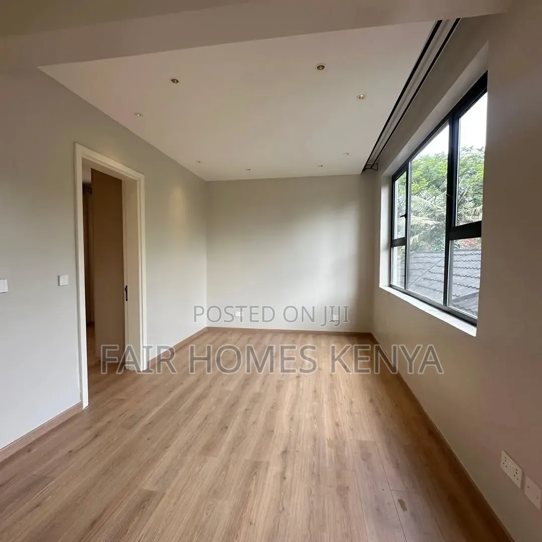 5bdrm Townhouse / Terrace in Manyani East, Muthangari for rent