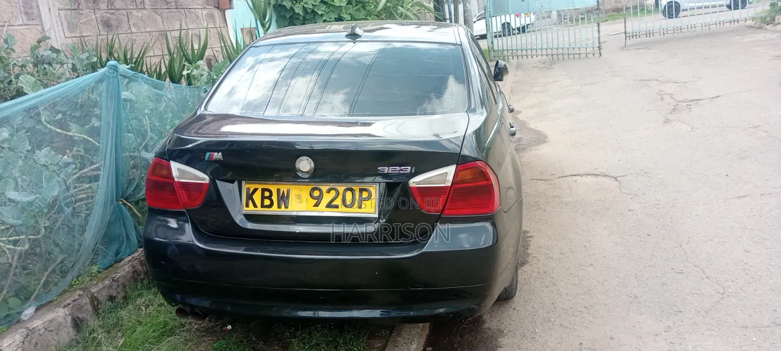 BMW 323i 2006 Black