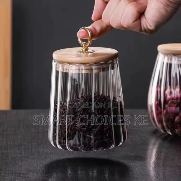 Glass Storage Jar With Bamboo Lid - thumbnail 2