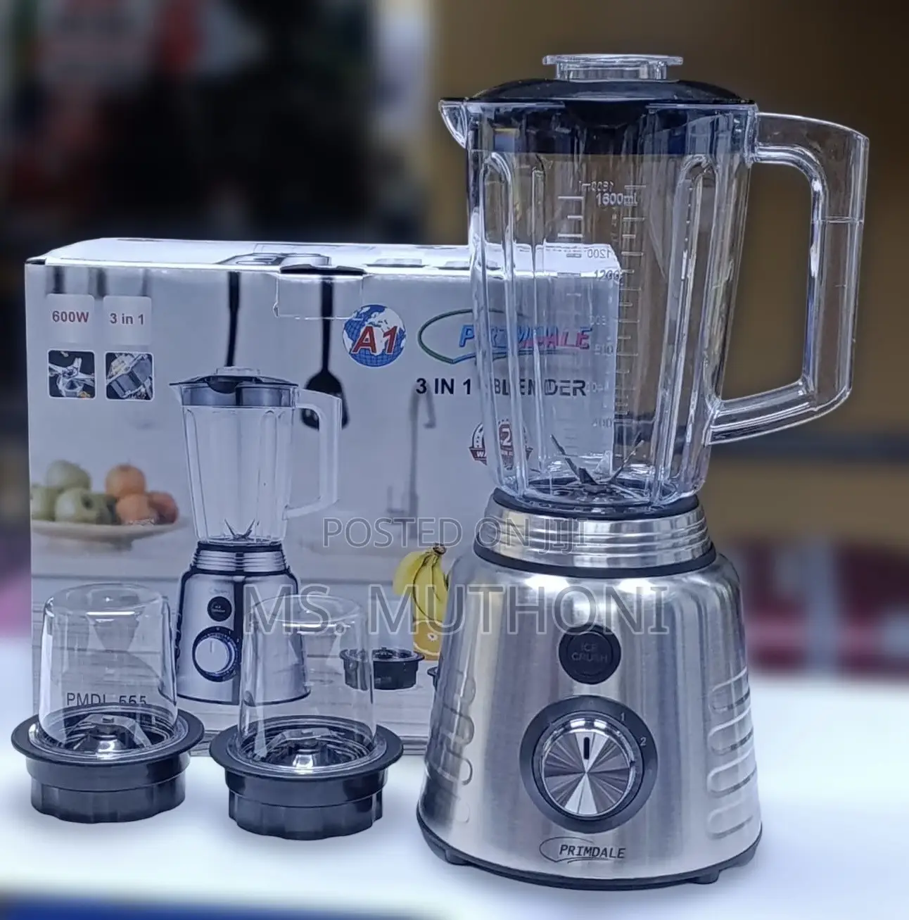 Primdale PMDL-555 3-in-1 Blender With a Stainless Steel Base.