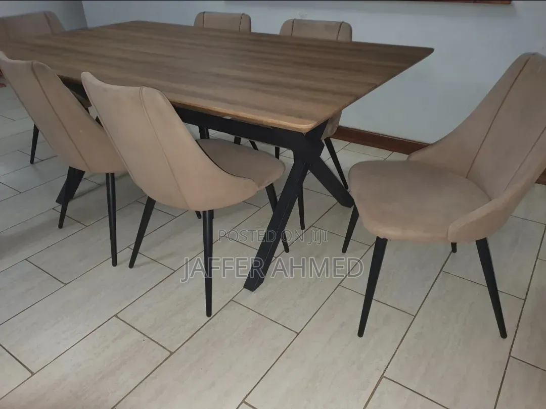 6 Seater Stylish Dining Set