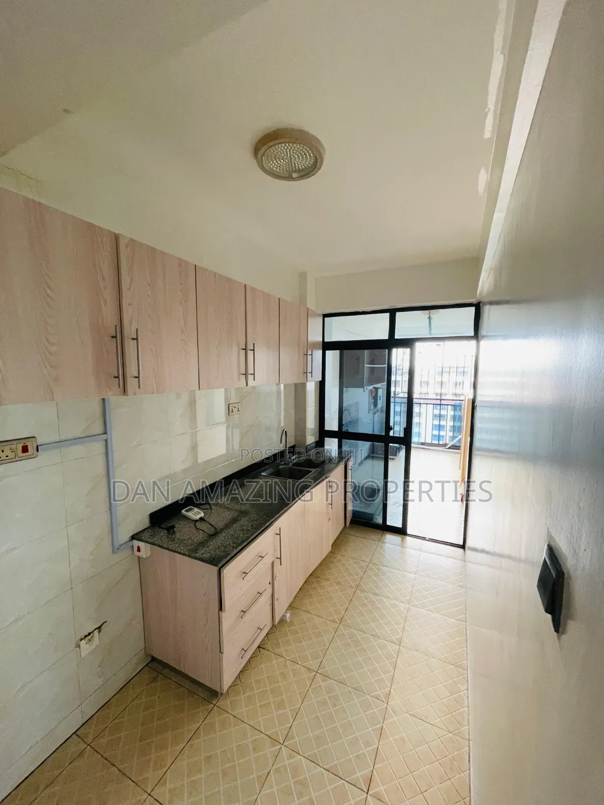 3bdrm Apartment in Valley Arcade Plus for rent