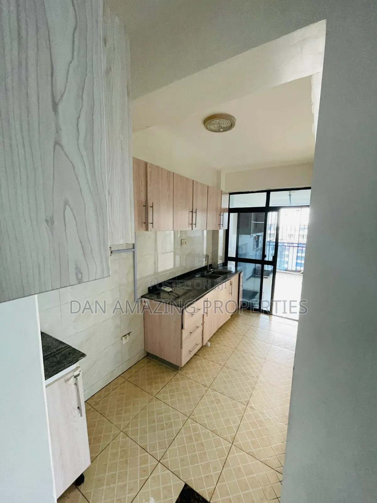 3bdrm Apartment in Valley Arcade Plus for rent
