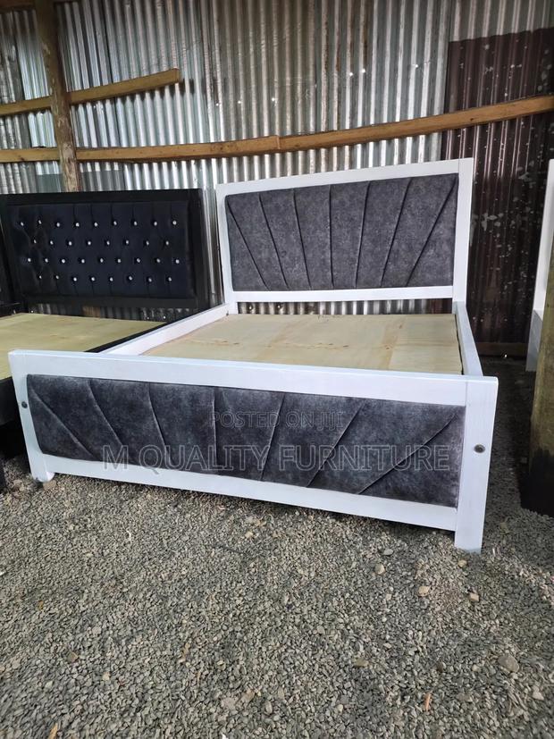 Diagonal Lined Mocket Beds - main view