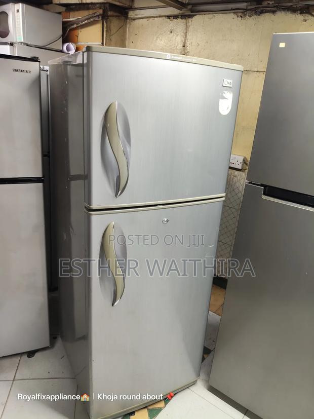 Purw Silver Very Neat and Affordable Lg Double Doors Fridge - thumbnail 4