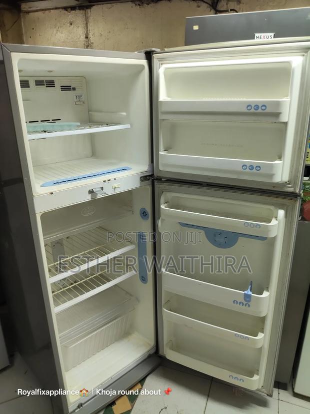 Purw Silver Very Neat and Affordable Lg Double Doors Fridge - thumbnail 5