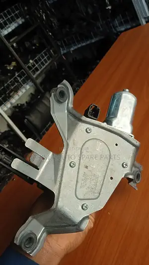 Rear Windscreen Wiper Motor Premio