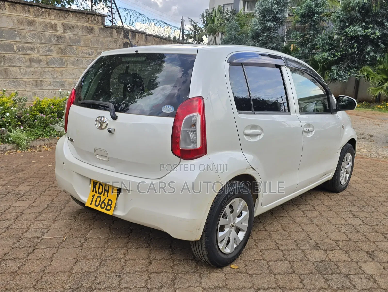 Toyota Passo 2015 White