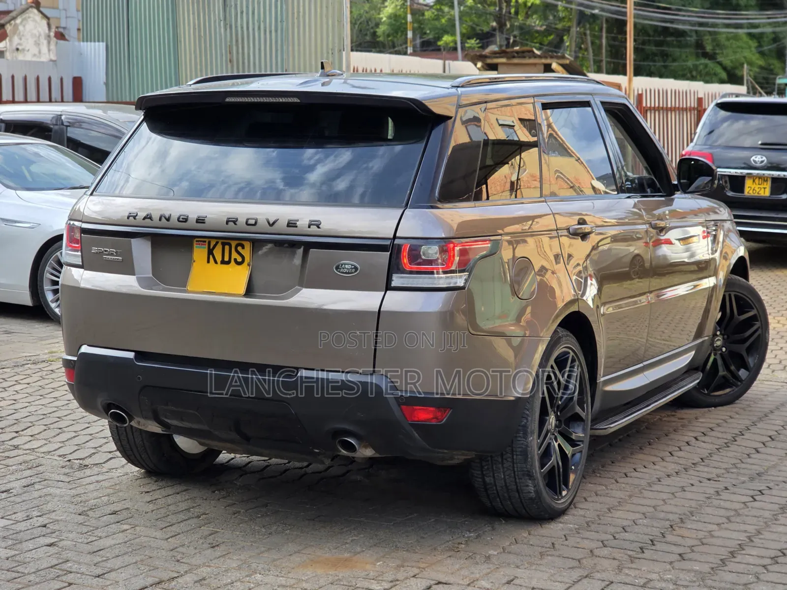Land Rover Range Rover Sport 2016 Brown